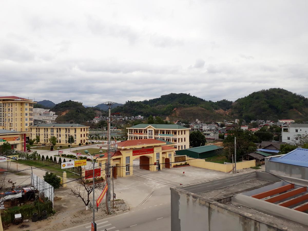 Khach San Hung Van - Bac Kan City Motel Buitenkant foto